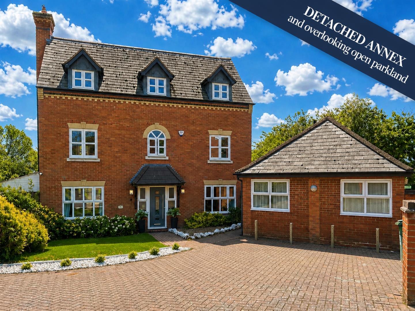 5 bed property in Garthwaite Crescent, Milton Keynes
